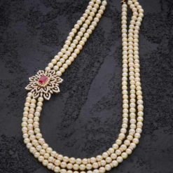 3 Strands South Sea Peal Necklace With Ruby Brooch