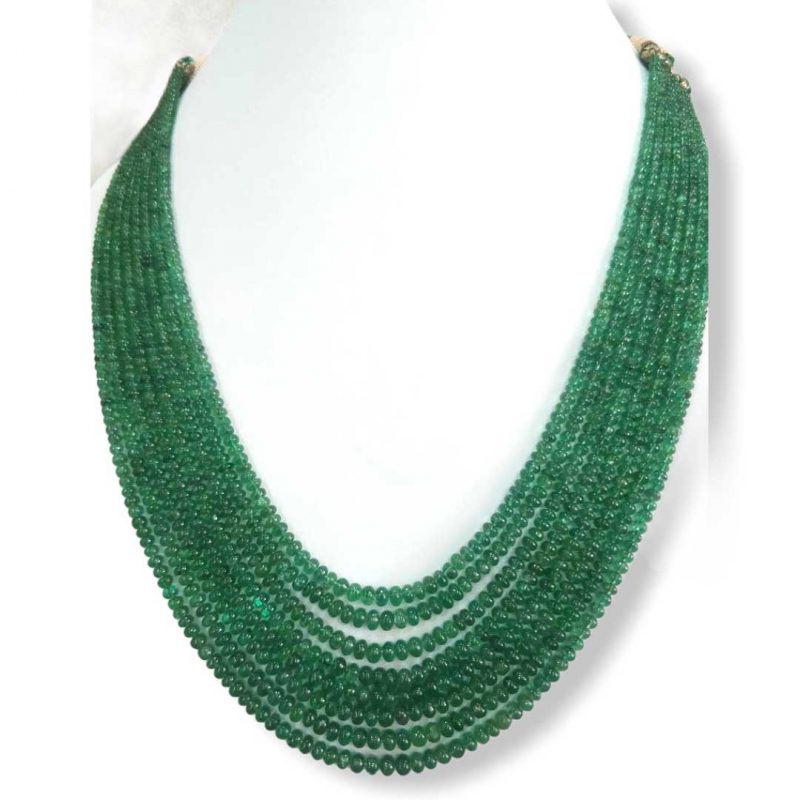 Emerald stone beads hotsell