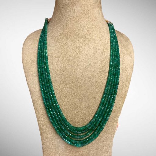 Fine Quality 260.00 Carats Natural Emerald Beads