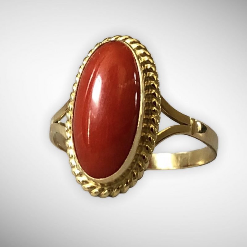 Mid-Century Coral Right Hand Ring in 18k Yellow Gold - Filigree Jewelers