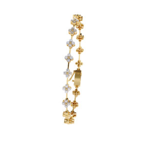 Moissanite Studded Minimal Flower Bracelet