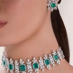 Green Doublet Necklace with Earrings in Silver